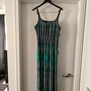 Multicolor NY Collection Taxi Dress Never Worn (Large). Originally $70